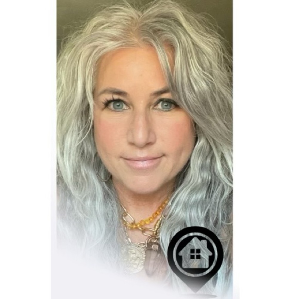 Meet your Posher, Teresa